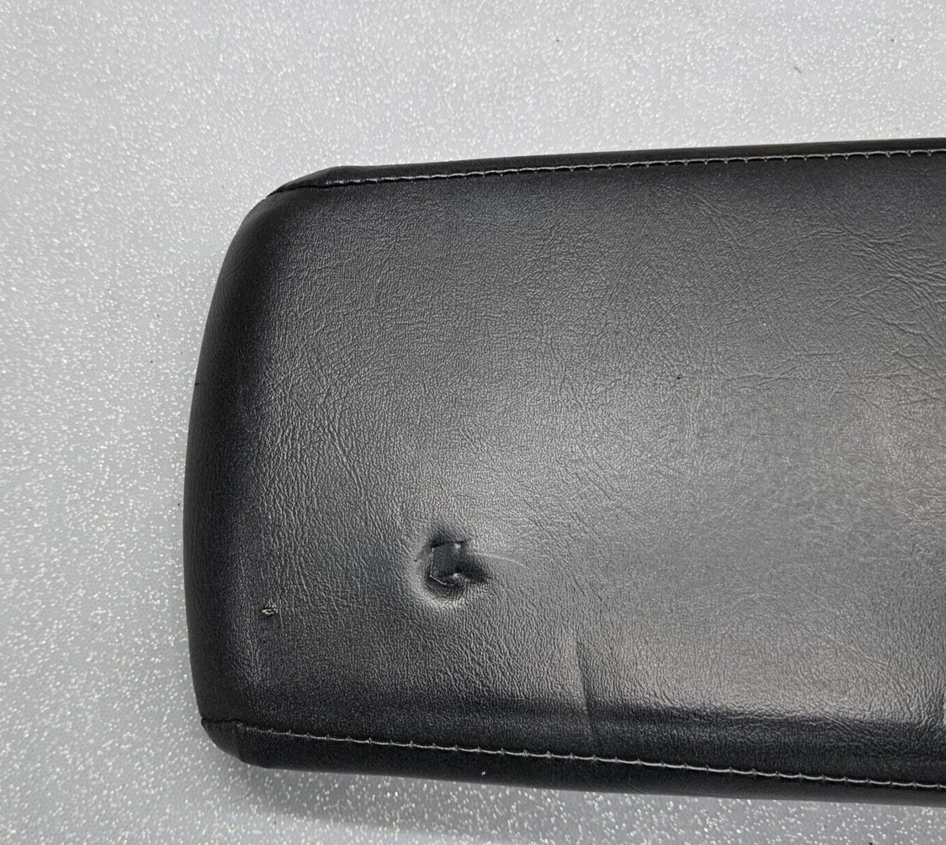 🔥08-10 Dodge Charger Center Console Arm Rest Lid Leather Assembly Cover BLACK