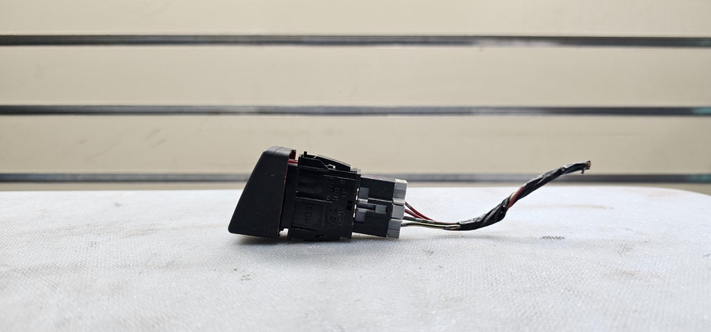 🔥06-08 Honda Ridgeline Hazard Warning Emergency Signal Light Switch Assembly