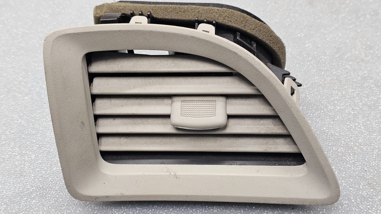 🔥08-12 CHEVY MALIBU DASH LEFT DRIVER MASTER A/C AC AIR VENT HEATER PANEL TAN