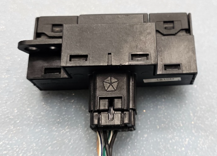 🔥09-10 Chrysler 300 Grand Caravan Hazard Warning Light Control Switch Black OEM