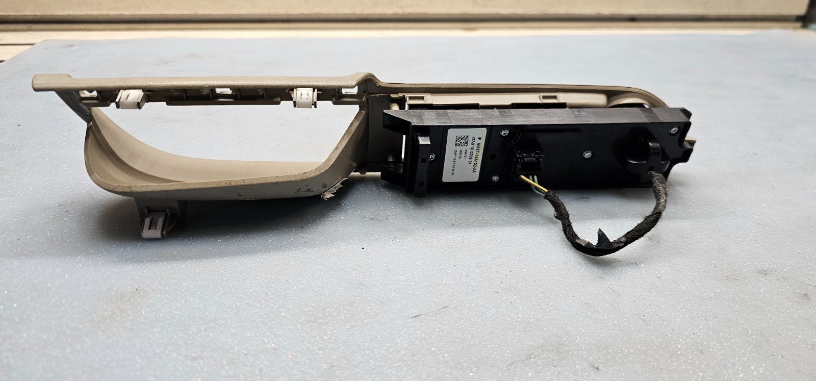 🔥12-18 Ford Focus Escape Front Left Driver Master Power Window Door Switch Tan