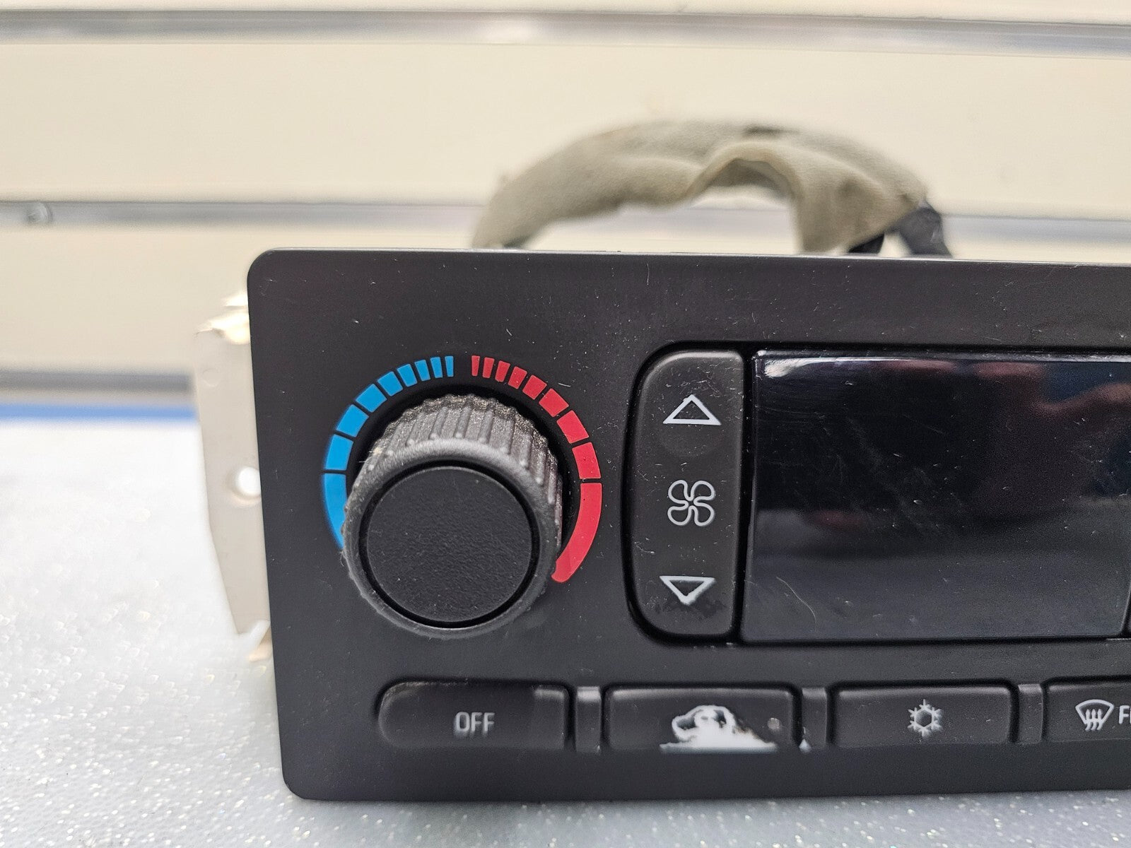 03-06 Silverado Sierra Dash Climate Heater Temperature Control Air Conditioning