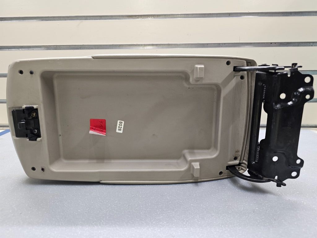 🔥07-11 TOYOTA CAMRY CENTER CONSOLE LID ARM REST COVER TOP PAD ASSEMBLY TAN OEM