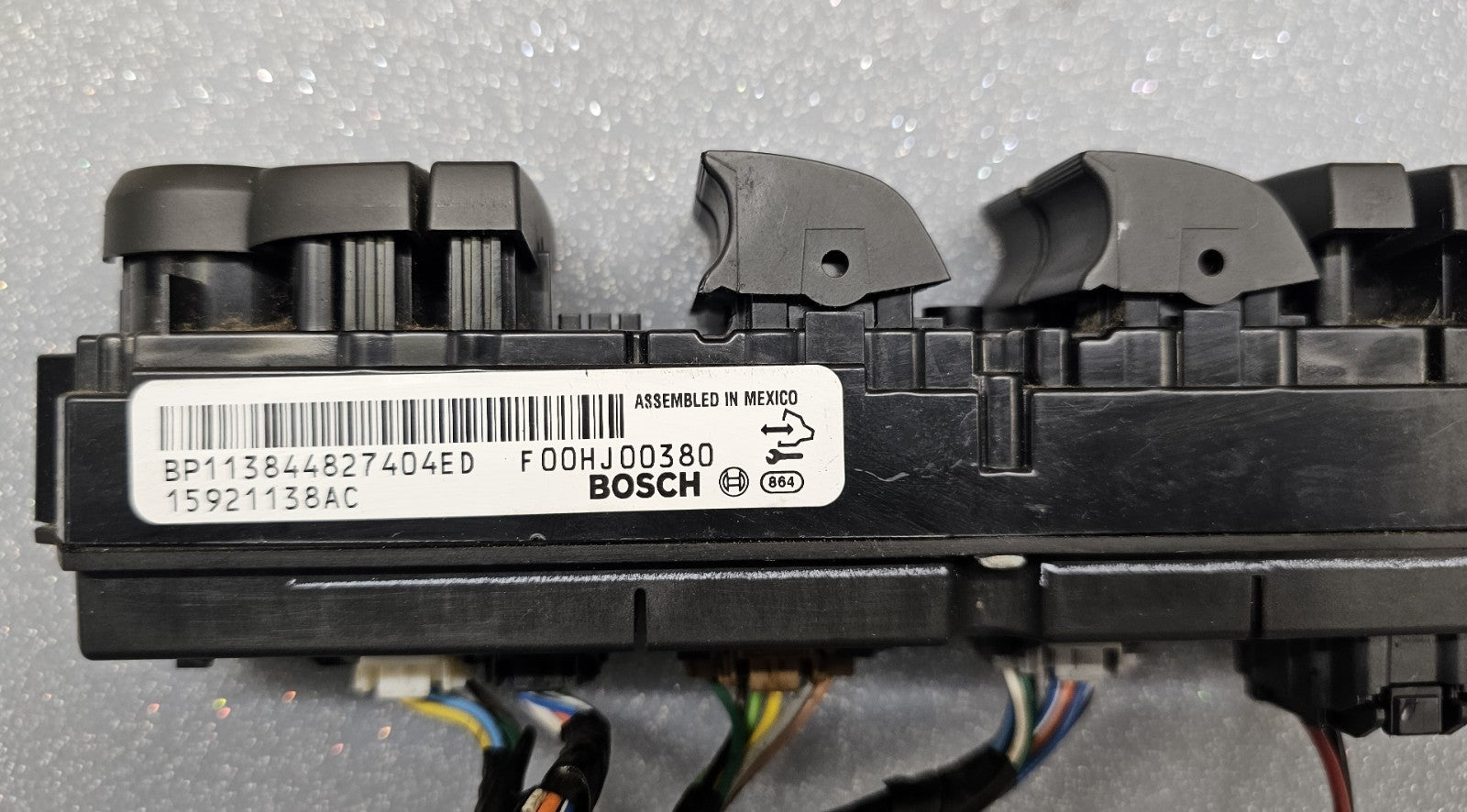 10-17 Buick Enclave Driver Left Door Master Power Window Control Switch Assembly