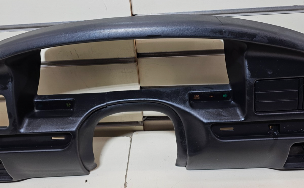 92-96 Ford F150 BRONCO Instrument Cluster Gauge Bezel Dash Trim Panel BLACK C12