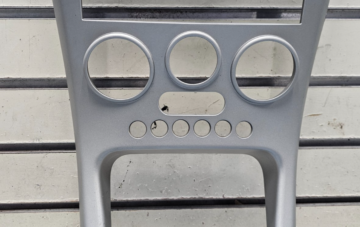 🔥05-06 Chevy Equinox Center Dash Radio Climate Control Bezel Trim Panel Silver