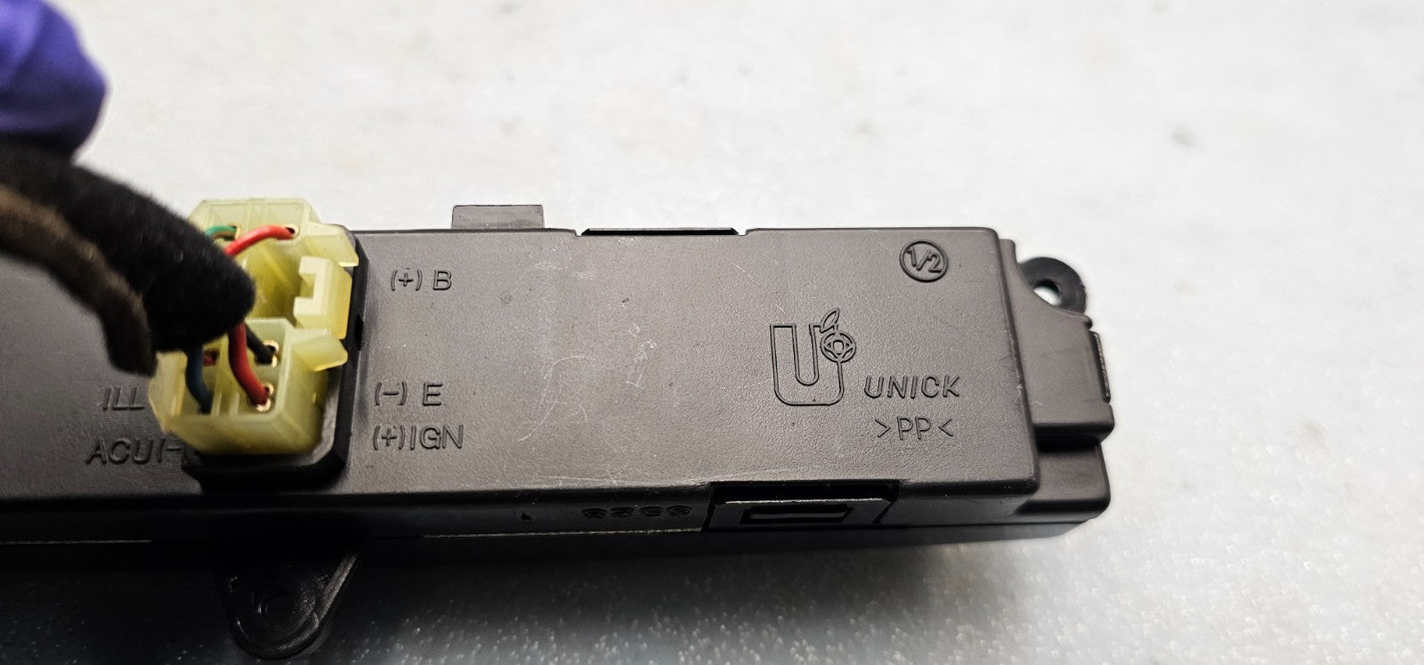🔥03-09 KIA SORENTO Digital Clock Display Screen Black OEM