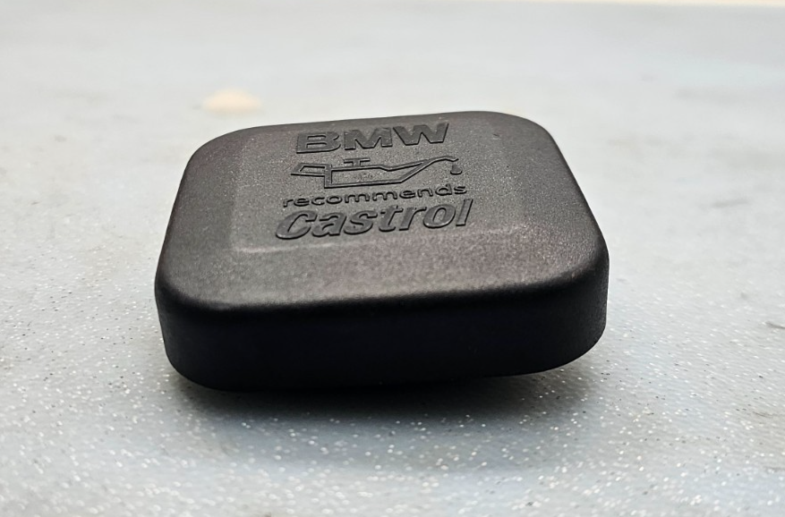 🔥90-10 BMW E36 E46 328 E39 528 E53 X5 Engine Oil Filler Cap Lid Castrol OEM