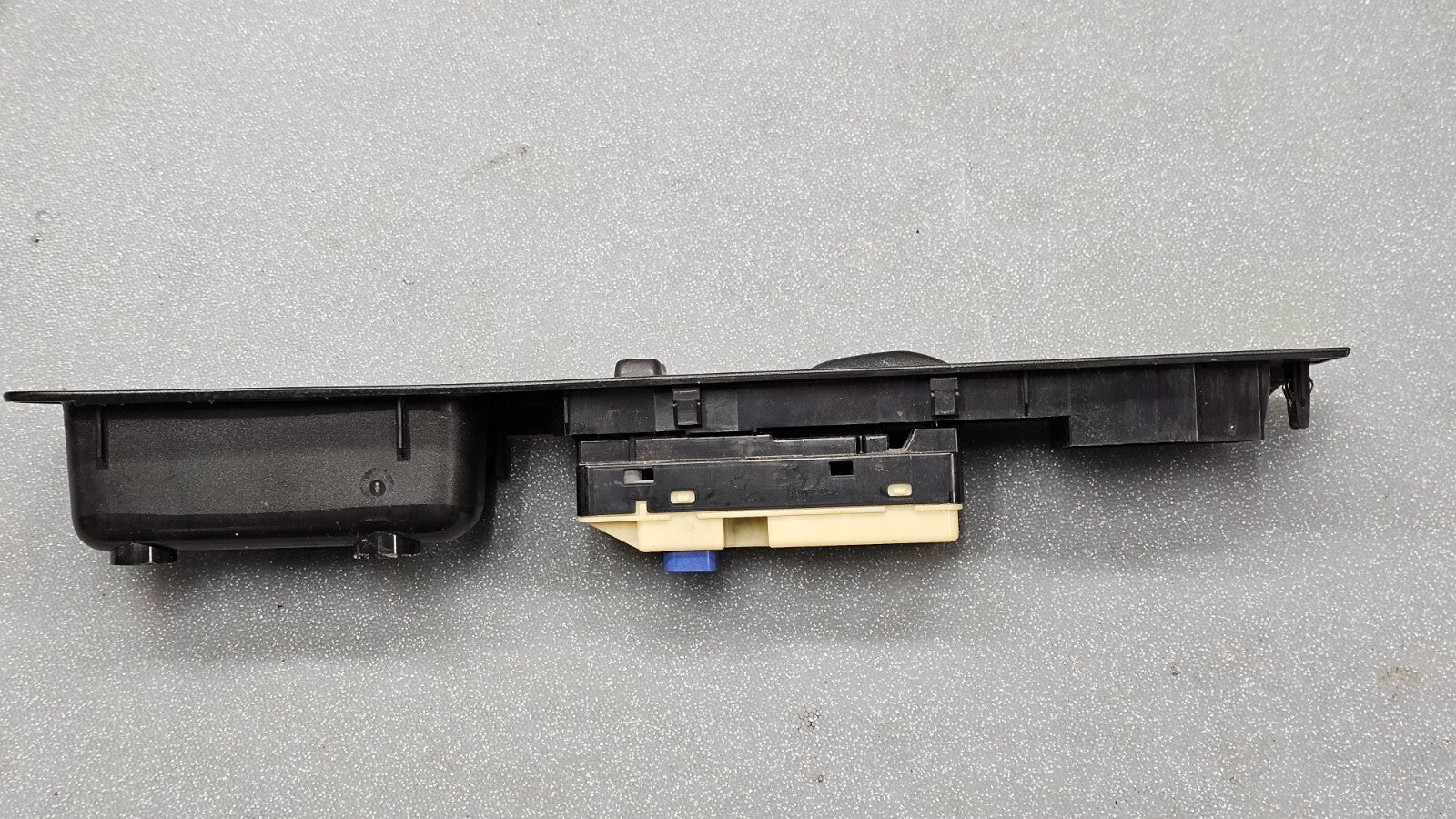 🔥04-12 Colorado Canyon Front Right Passenger Window Control Power Switch Black