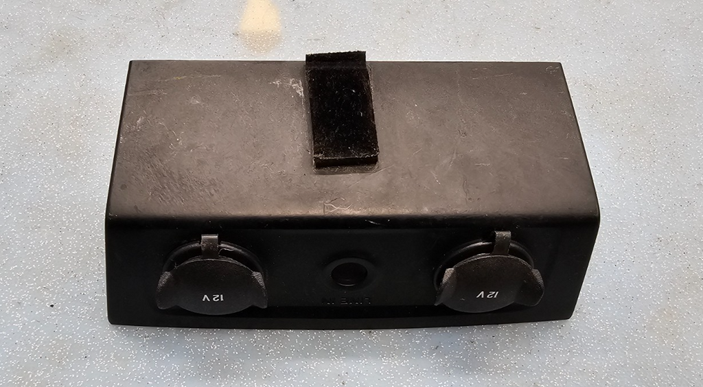 🔥08-11 Ford Focus Dash Power Outlet Cigarette lighter 12V Panel Trim BLACK