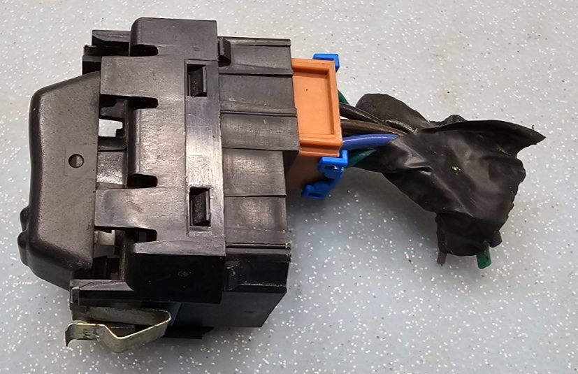 🔥02-05 TRAILBLAZER REAR RIGHT PASSENGER POWER WINDOW DOOR SWITCH BLACK