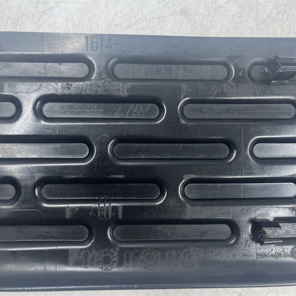 🔥2006 - 2008 Honda Ridgeline Rear Bumper Center Step Pad Factory OEM Black