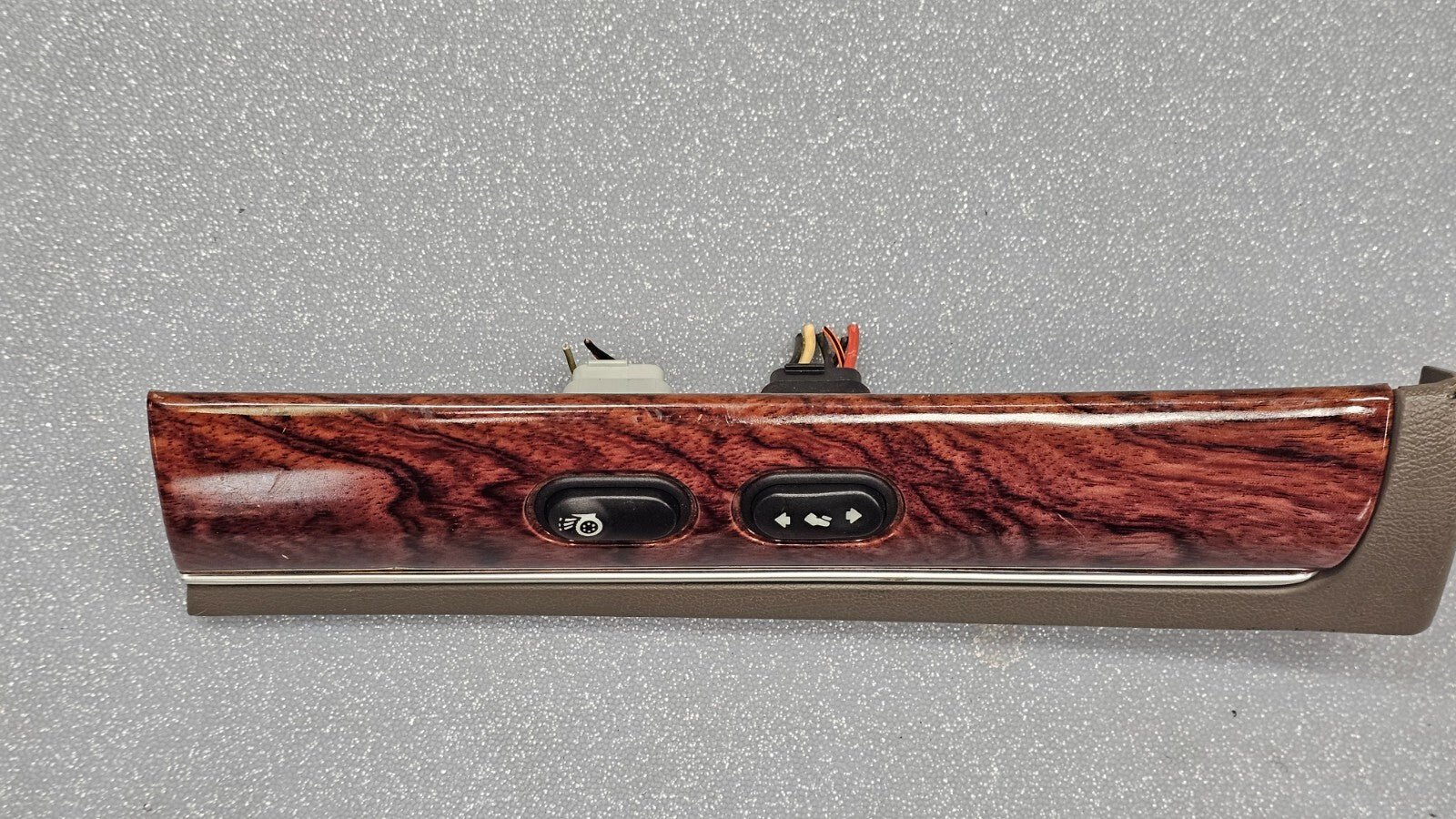 03-11 Grand Marquis Left Driver Dash Trim Foot Pedal Adjust Traction Switch Wood