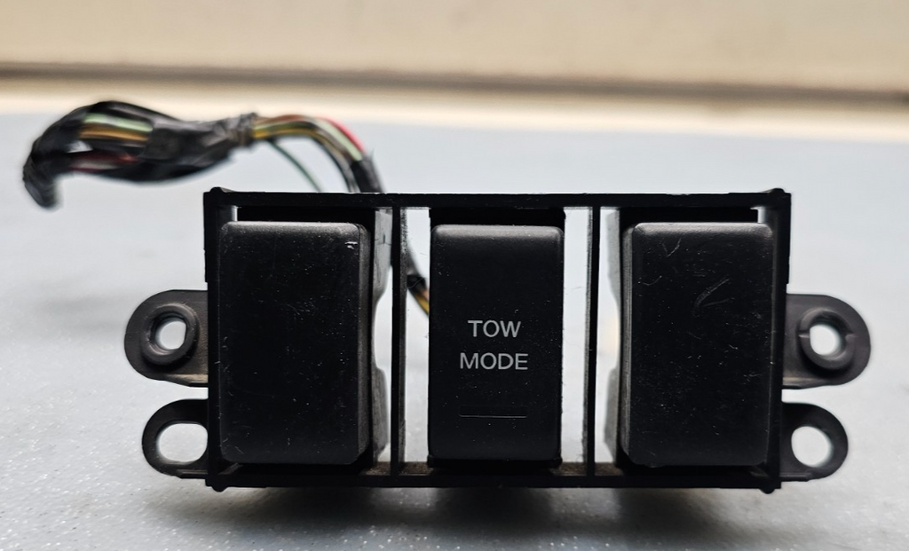 🔥04-11 NISSAN TITAN ARMADA DASH TOW MODE POWER SWITCH BUTTON ASSEMBLY BLACK OEM