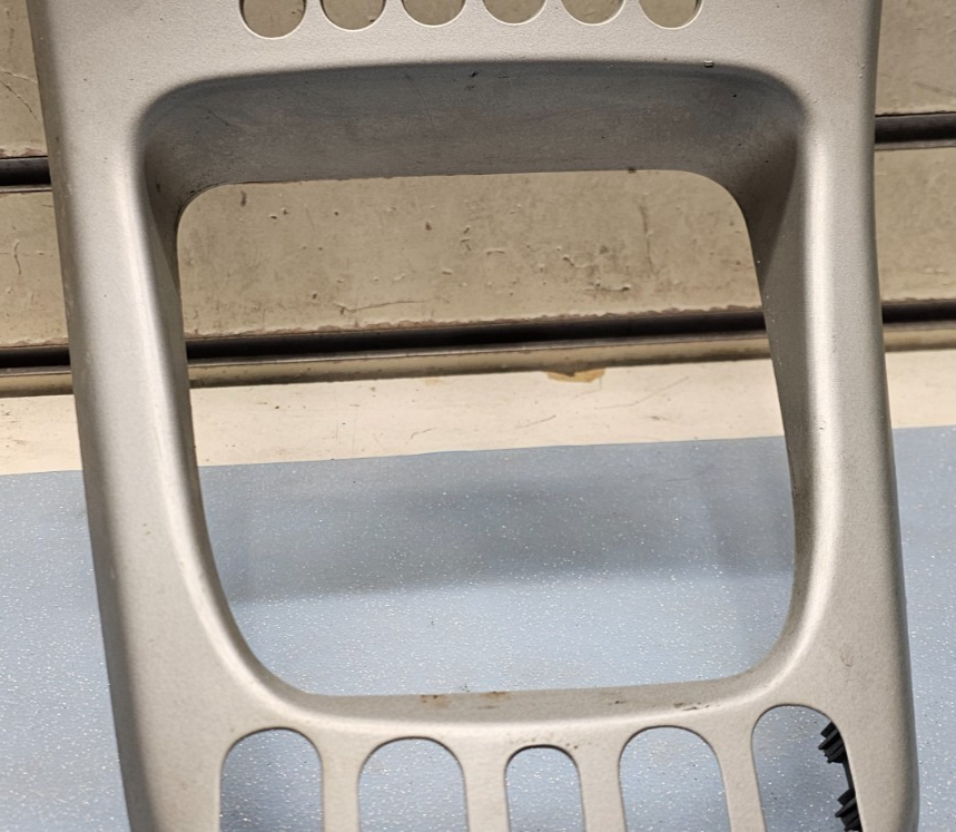 🔥05-06 Chevy Equinox Center Dash Radio Climate Control Bezel Trim Panel Silver