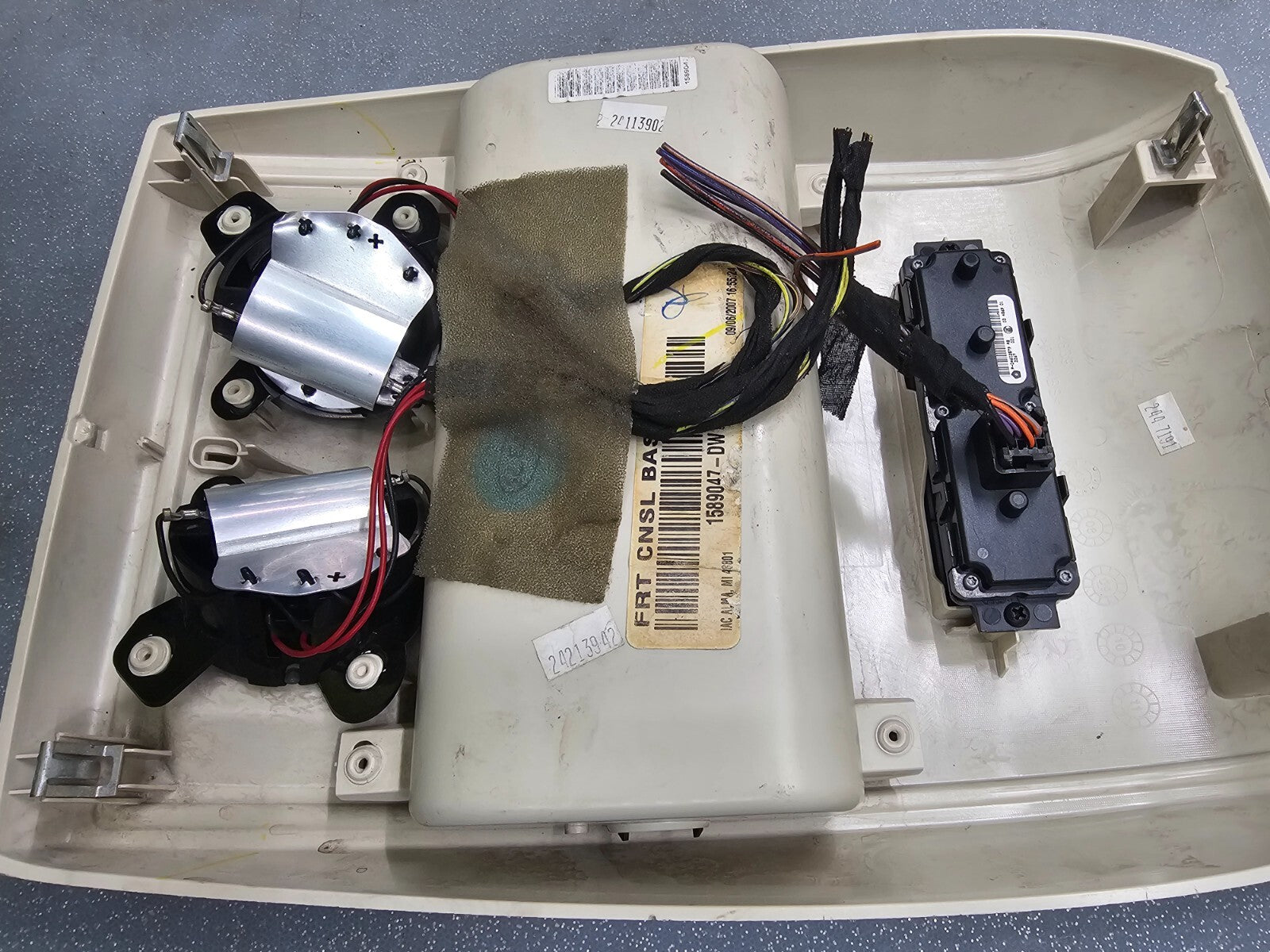 08-16 Grand Caravan Town Country Overhead Console Dome Map Light Storage LT TAN