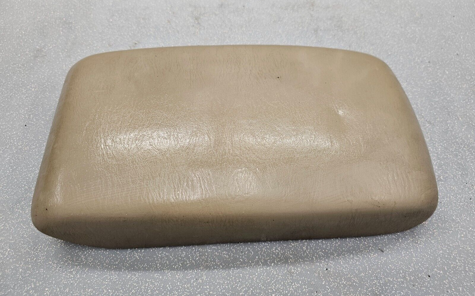 🔥03-08 Solara Center Console Arm Rest Cover Lid Top Pad Leather Assembly Tan