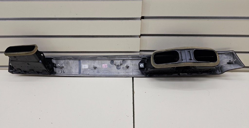 06-13 BMW E90 E92 FRONT RIGHT PASSENGER DASH TRIM PANEL VENT WALNUT WOODGRAIN