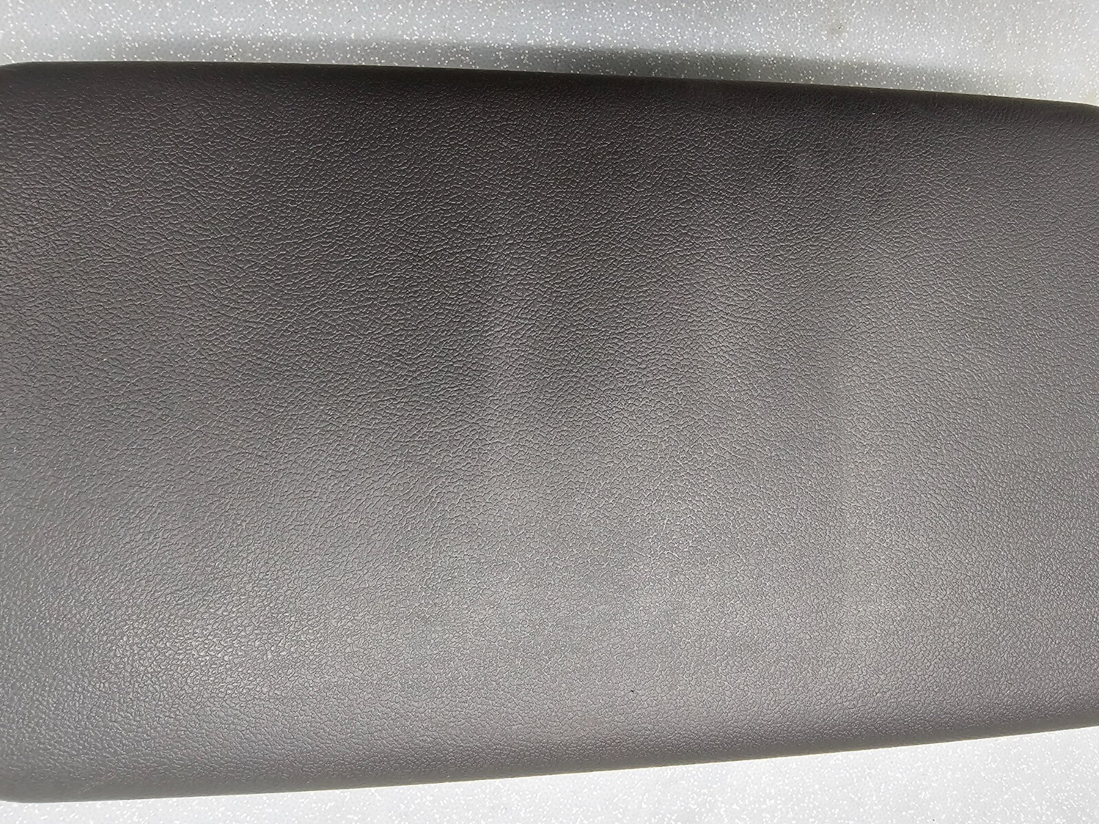 🔥05-10 Pontiac G6 Front Center Console Lid Arm Rest Top Pad Leather Black OEM