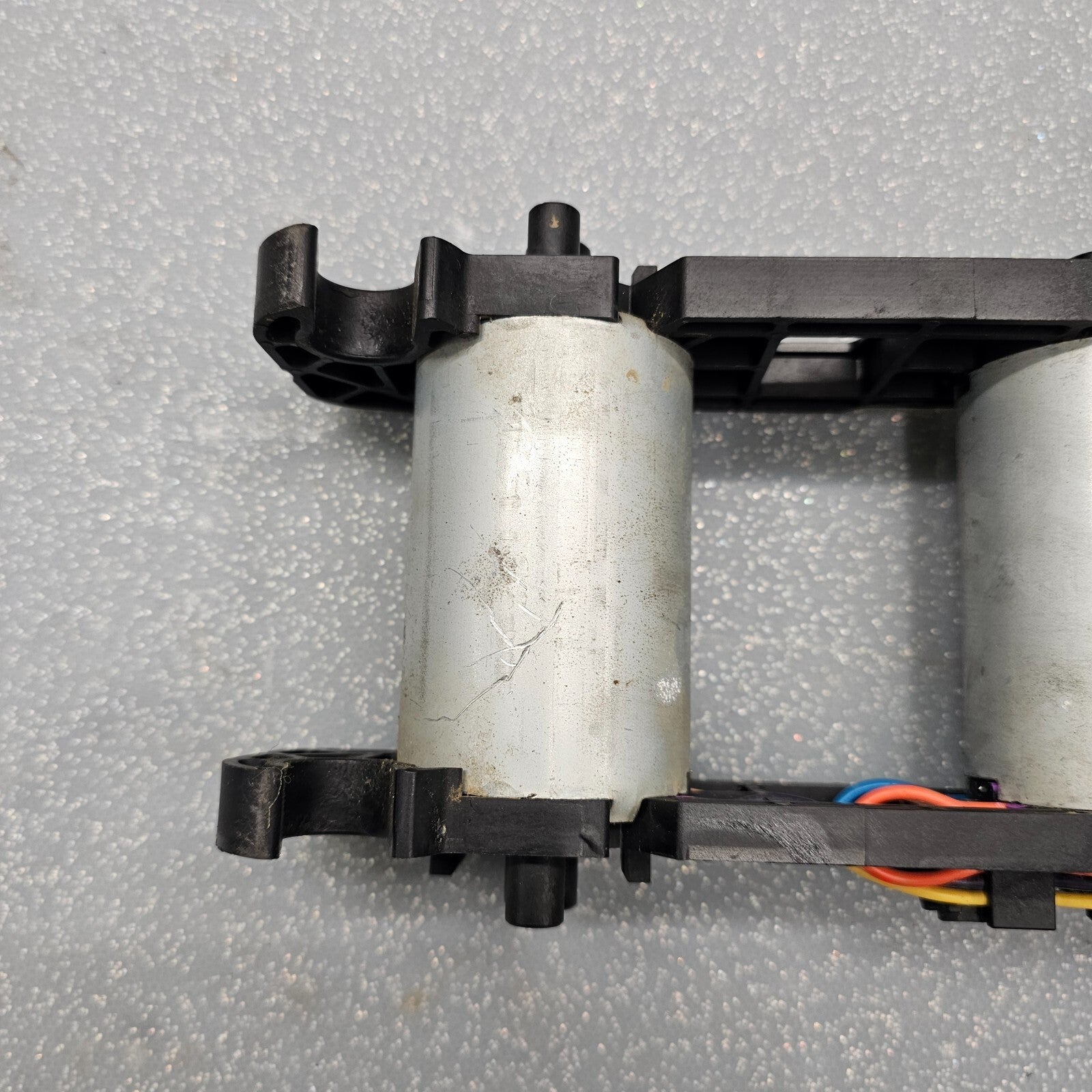 07-14 Silverado Suburban Sierra Escalade Left Driver Power Seat Track Motor OEM
