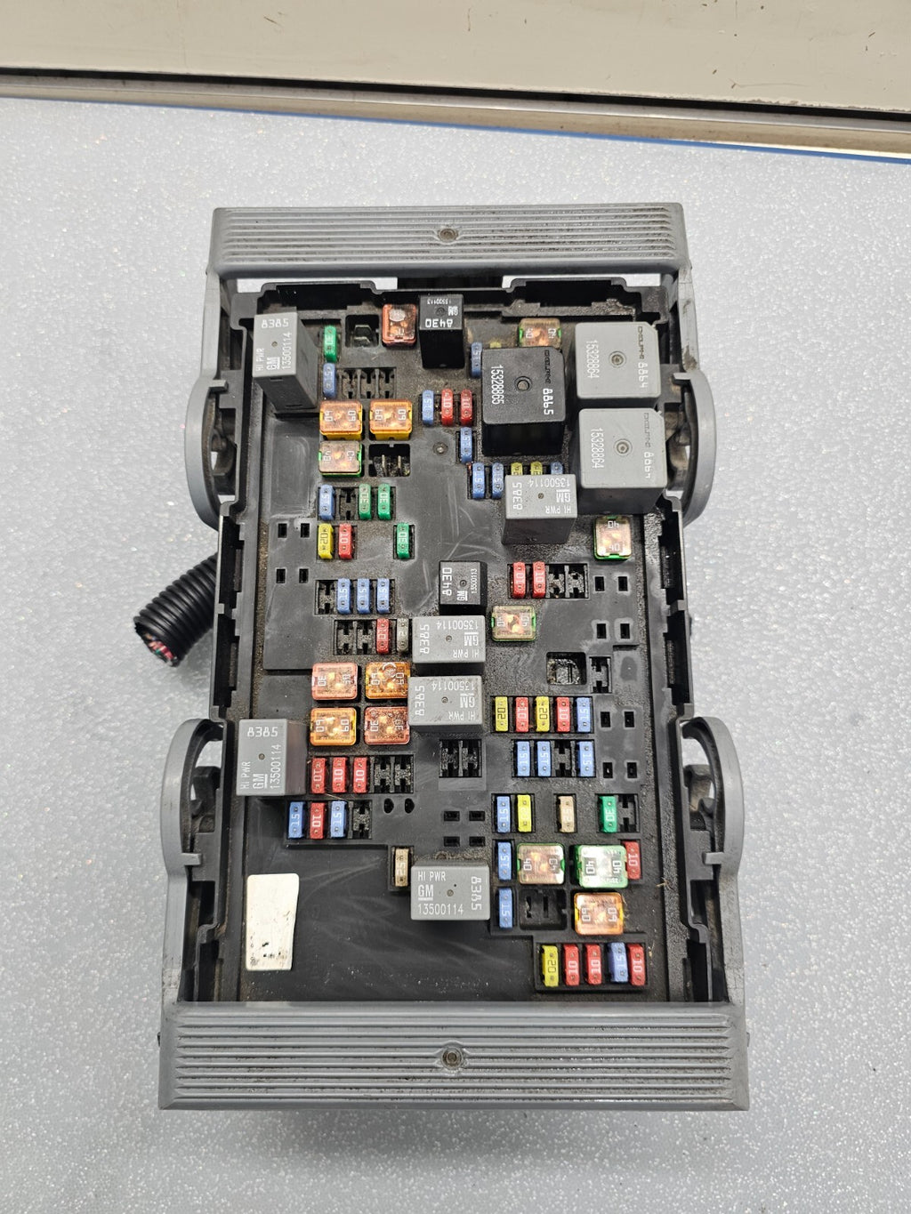 🔥10-13 Chevy Silverado GMC Sierra Fuse Box Relay Junction Power Module Unit OEM