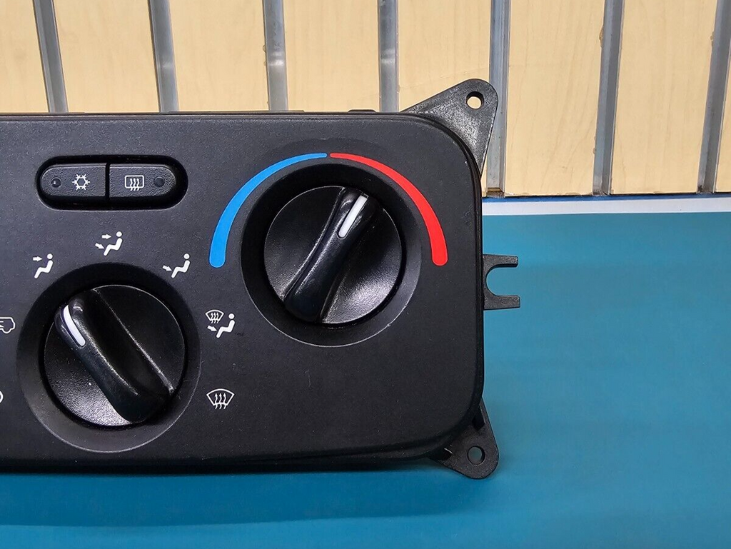🔥04-07 Jeep Liberty DASH AC Heater Temperature CLIMATE CONTROL UNIT Conditioner