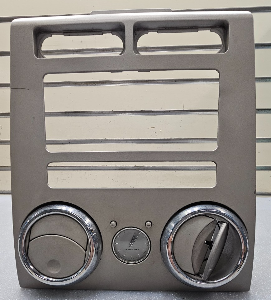 🔥07-09 Lincoln MKZ AM FM Radio Stereo Display Clock Bezel Trim Panel OEM Silver