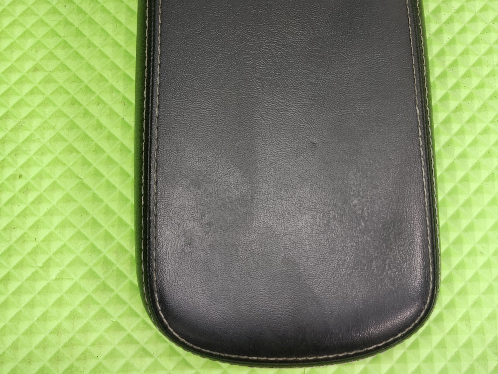 🔥2011-2014 CHRYSLER 200 DODGE AVENGER CENTER CONSOLE LID ARM REST BLACK