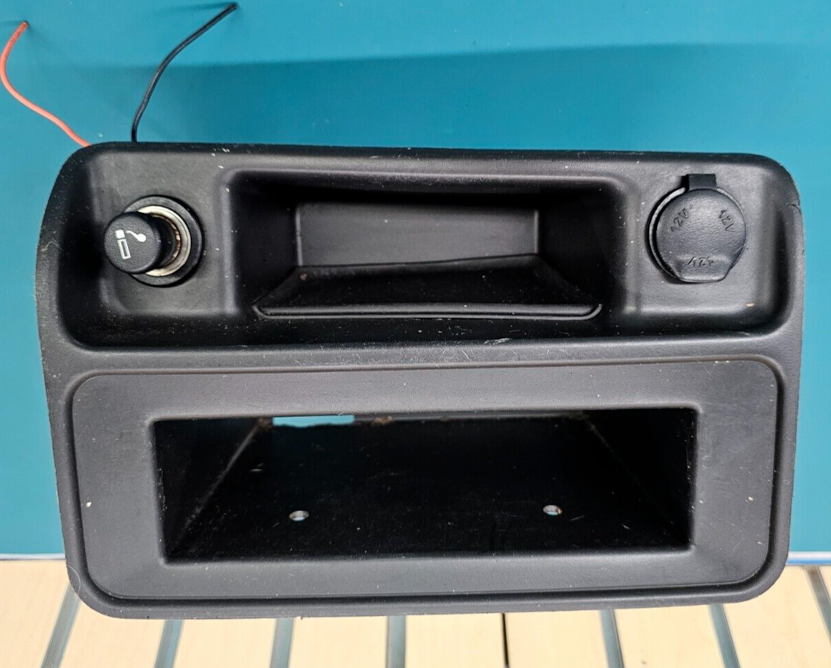 🔥03-06 SILVERADO SIERRA CENTER CONSOLE STORAGE CUBBY BEZEL PANEL ASH TRAY BLACK