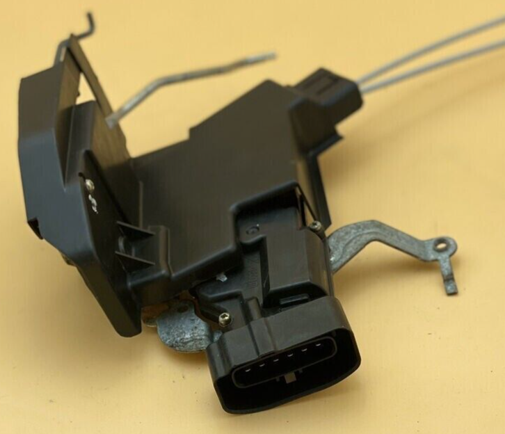 🔥01-07 Toyota SEQUOIA /03-06 TUNDRA 4-Door Lock Actuator RH PASSENGER Front OEM