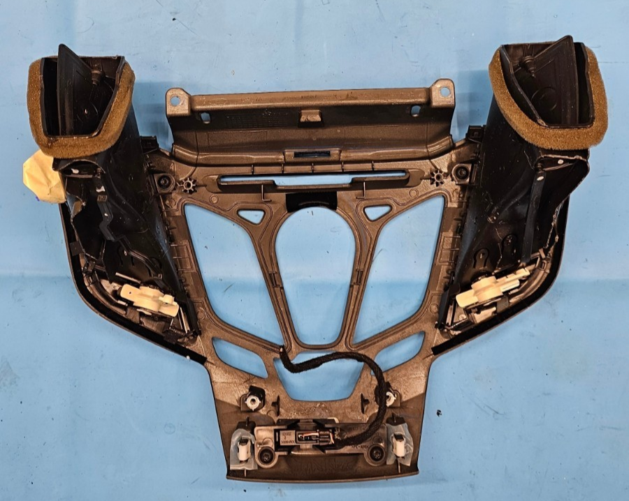 🔥12-14 FORD FOCUS CENTER DASH RADIO DISPLAY PANEL SURROUND BEZEL TRIM BLACK OEM
