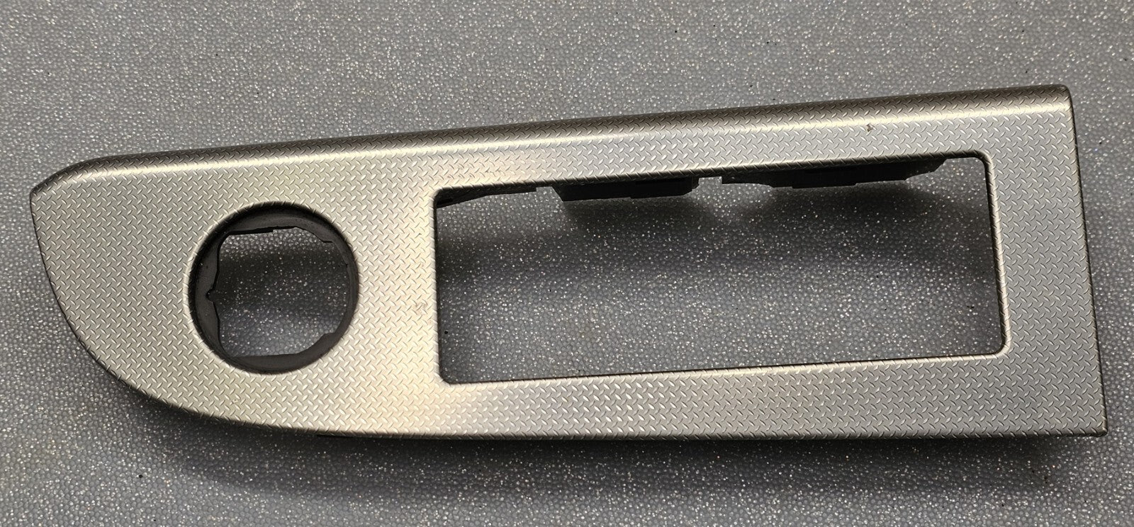 🔥05-10 Grand Cherokee Commander Left Diver Master Power Window Switch Silver