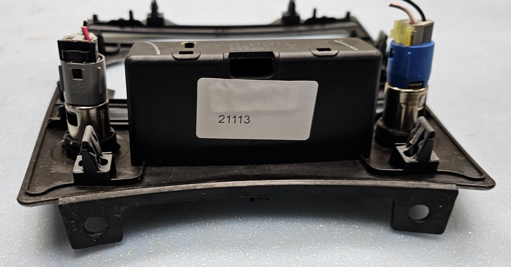 🔥05-06 JEEP GRAND CHEROKEE DASH PANEL RADIO SURROUND TRIM BEZEL SILVER B70