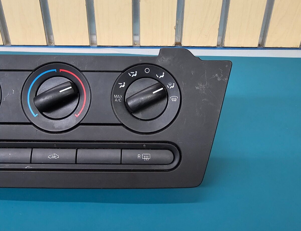 06-09 Ford Fusion Dash AC Heater Temperature Climate Control Air Conditioner OEM
