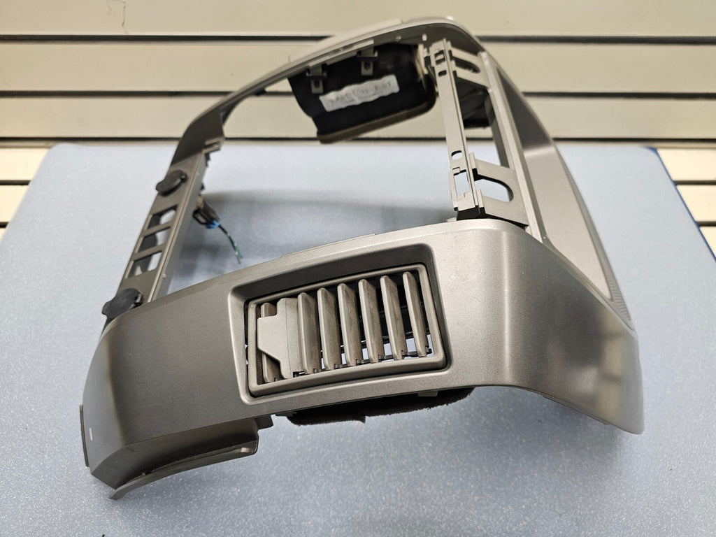 04-06 Nissan Titan Armada Center Dash Radio Display Stereo AC Bezel DK Gray B47