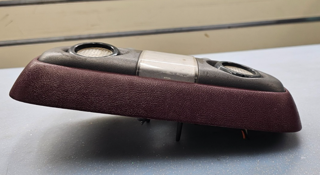 🔥1995-2000 Chevy Suburban Tahoe Dome Map Light deep maroon OEM