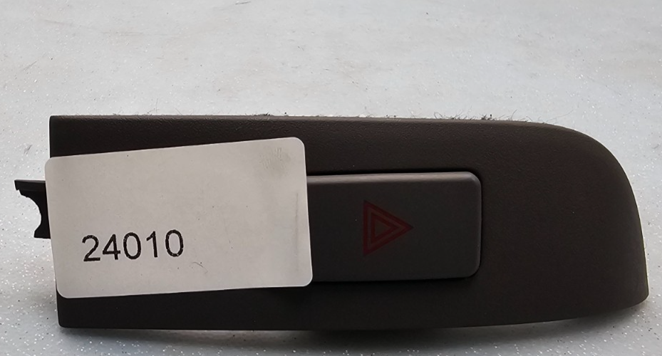 🔥06-08 Hyundai Sonata Hazard Hread Light Lamp Control Switch Bezel Black OEM
