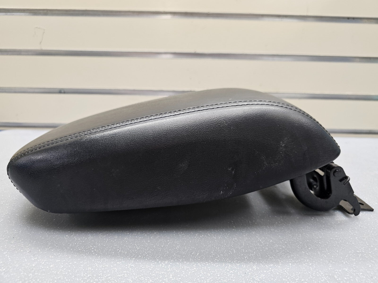 🔥13-16 DODGE DART CENTER CONSOLE ARM REST LID LEATHER BLACK TOP PAD COVER BLACK