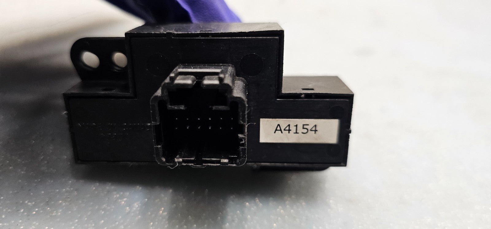🔥05-10 Chrysler 300 Grand Caravan Hazard Warning Light Control Switch Black OEM