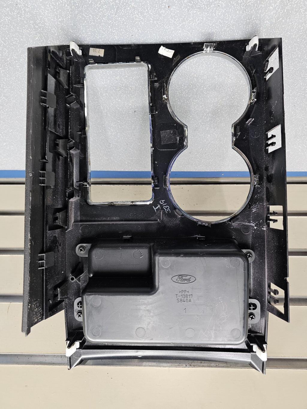 09-14 Ford F150 Center Console Cup Holder Gear Shifter Bezel Trim Assembly Wood