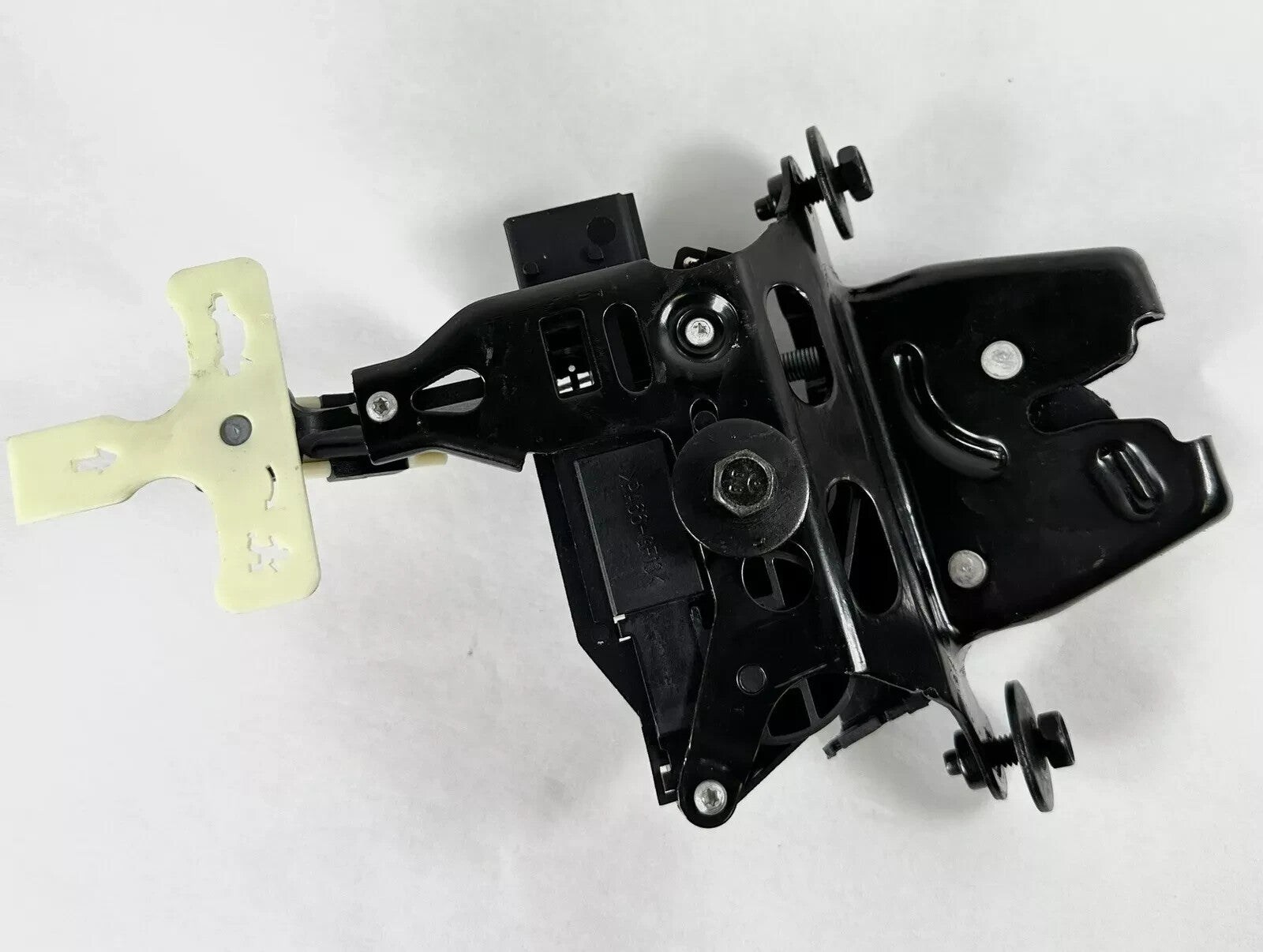🔥05-12 CHEVY MALIBU / SATURN TRUNK LOCK  ACTUATOR 25795318 OEM