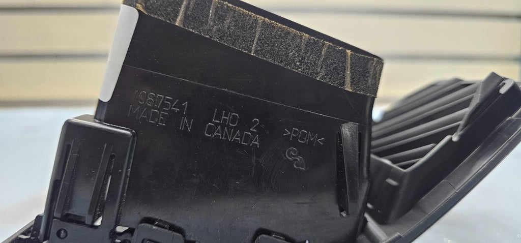 🔥05-10 Chrysler 300 300C Dash Left Driver AC Heater Air Vent Conditioning Wood