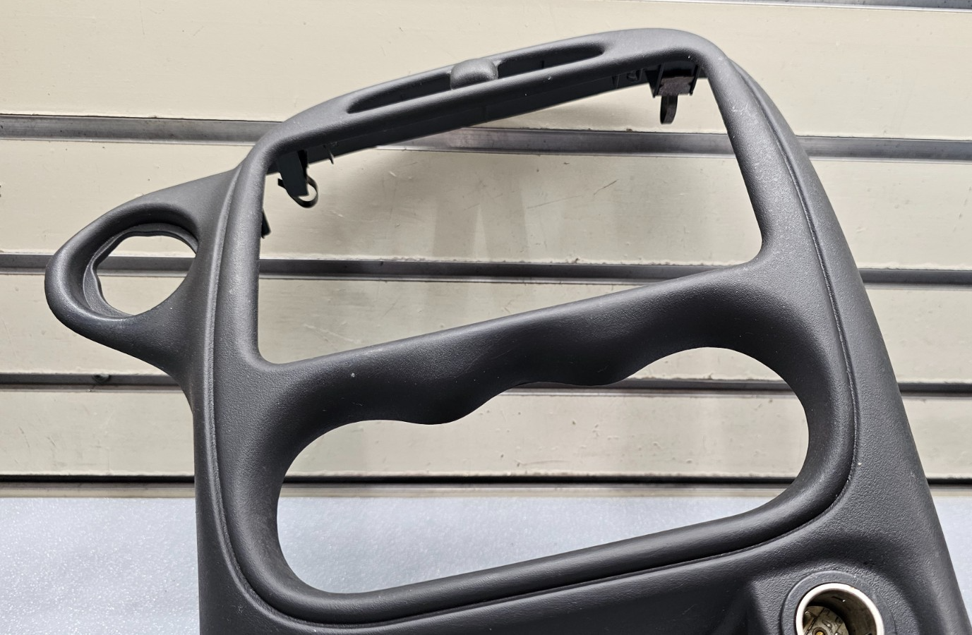 🔥99-05 Pontiac Grand Am Center Dash Radio Climate Bezel Trim Genuine Black OEM
