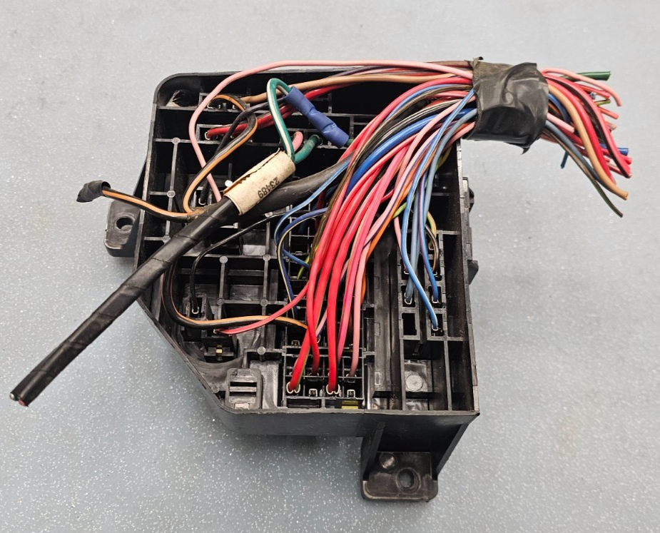 🔥94-97 Ram Fuse Box Power Body Control Module Relay Under Dash Junction Box