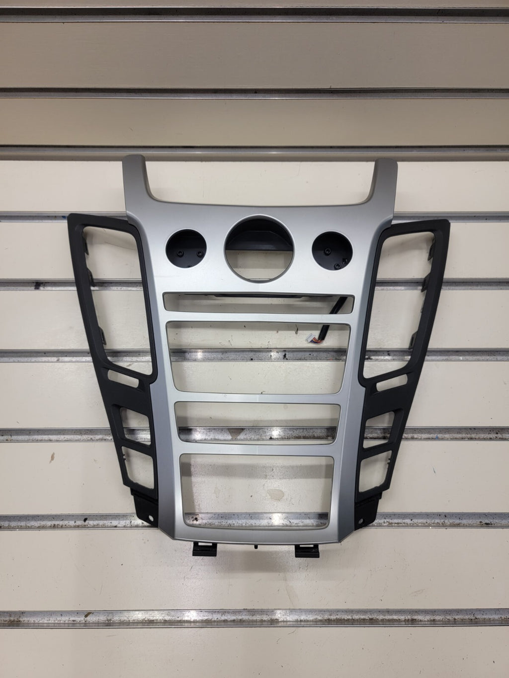 🔥2008-2013 Cadillac CTS Radio Control Panel trim bezel gray B44