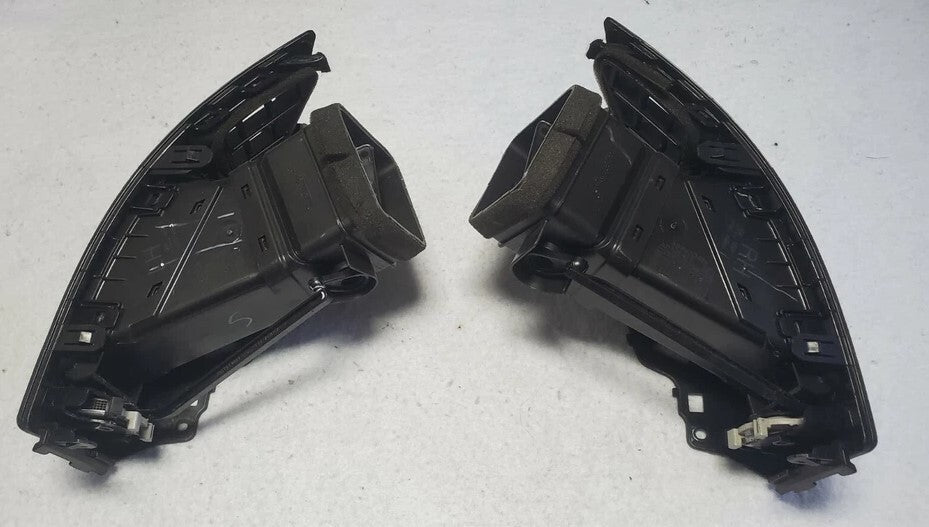 🔥11-13 Hyundai Sonata Dash Right Passenger Air Vent A/C AC Heater Panel Black