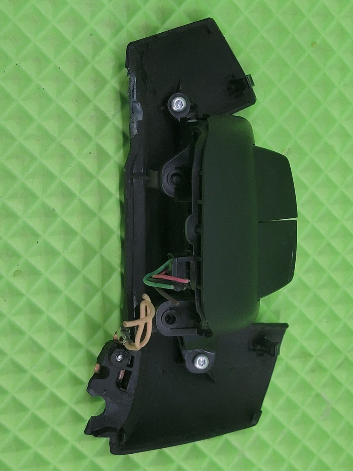 🔥2009 - 2012 Buick Enclave Black Power Steering Wheel switch right SW45
