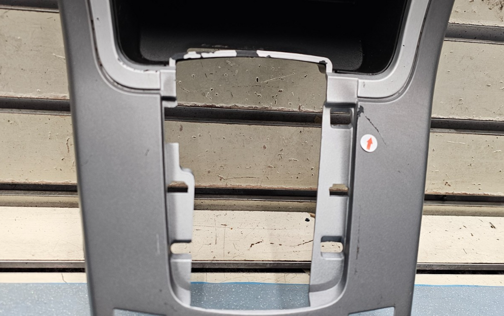 🔥07-09 Chevy Equinox Center Dash Radio Climate Bezel Surround Trim Silver