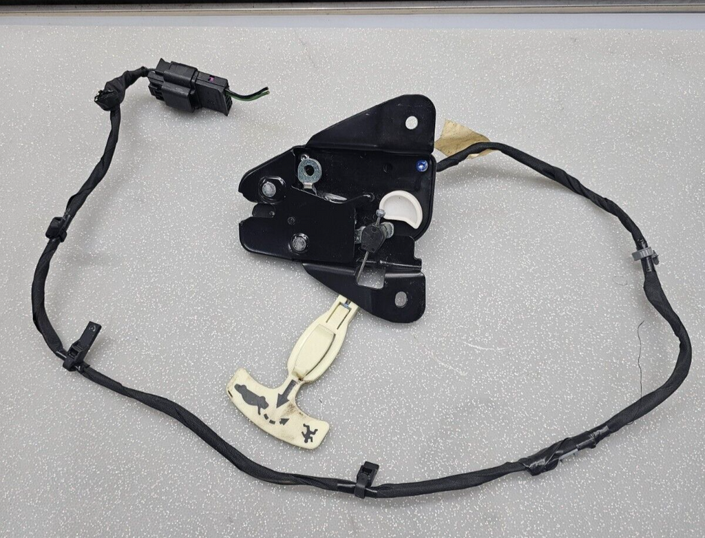 13-16 DODGE DART TRUNK LID LATCH POWER LOCK RELEASE ACTUATOR ASSEMBLY MOPAR REAR