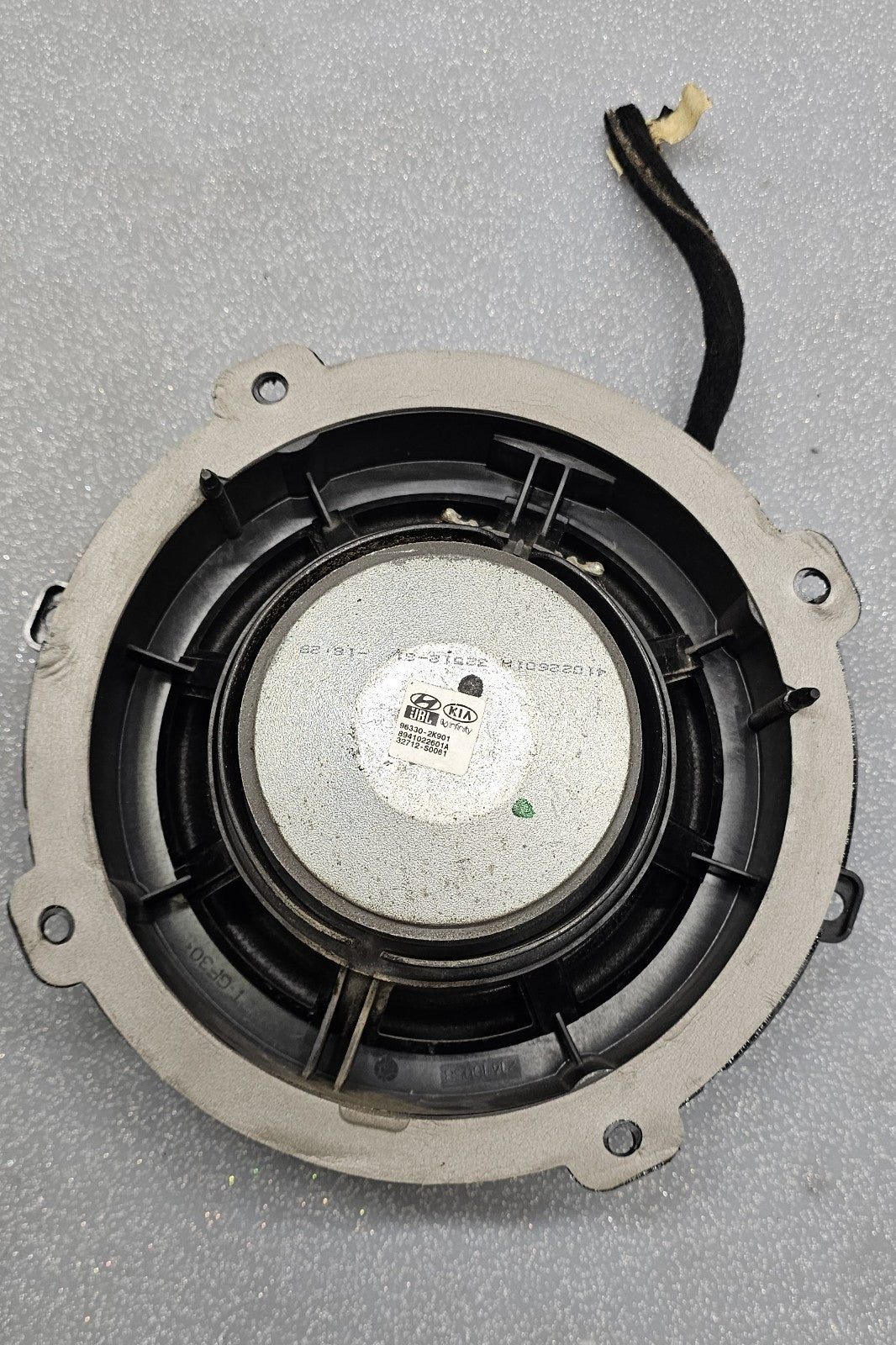 🔥2010 - 2013 KIA SOUL REAR LEFT SIDE DOOR PANEL SPEAKER  OEM